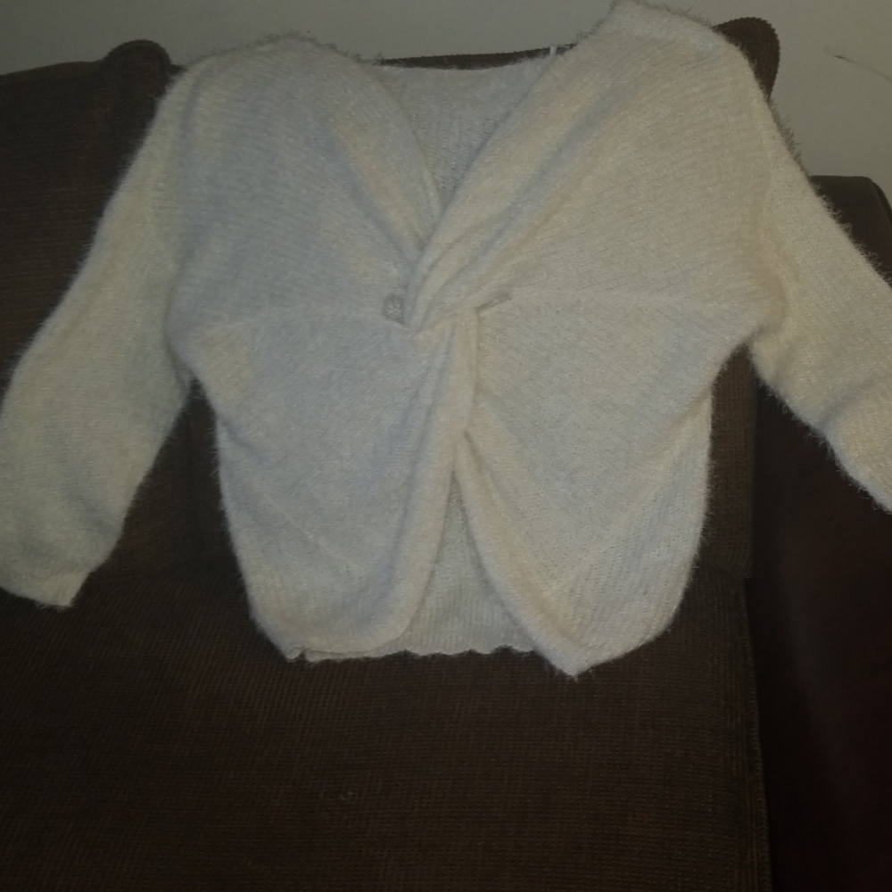 Sweater - Picture 3 of 3
